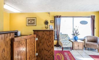Econo Lodge Near Missouri University of Science and Technology