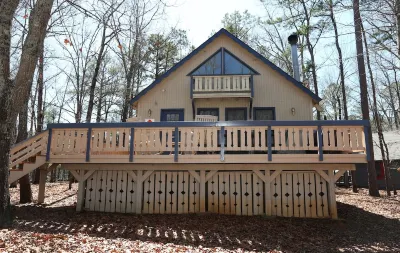 Pine Mountain Club Chalets Resort Hotels near Pine Mountain, Georgia