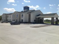 Cobblestone Inn & Suites - Ambridge Hotels near ALDI