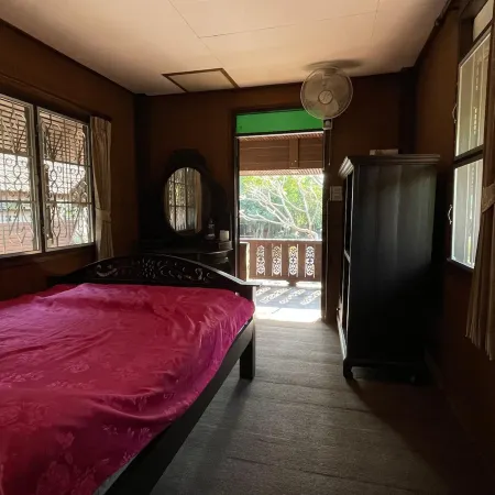 ปาริฉัตร โฮมสเตย์ Parichat Homestay