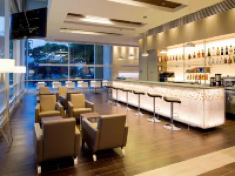 宜必思麥德林酒店