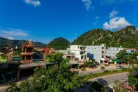 Song Toan Hotel