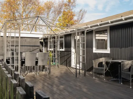 "Gisa" -  from the Sea