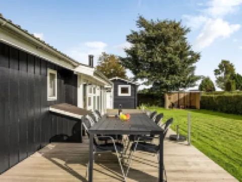 "Florina" - 700m from the Sea