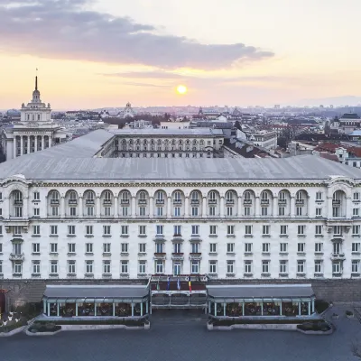 Sofia Balkan Palace Отели рядом с достопримечательностью «ЦУМ»