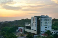 Hotel Aruss Semarang Hotels near Indomaret Sukun Raya