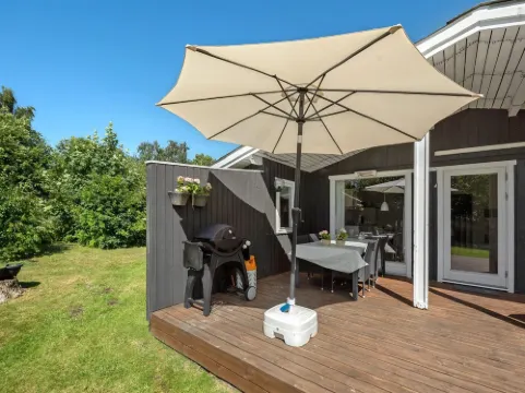 "Brune" - 30km from the Sea