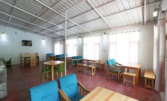Hotel Devlok International