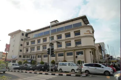 Garuda Hotel Pontianak Hotels in Benua Melayu Darat
