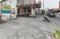 Urbanview Palace Syariah Balikpapan By RedDoorz Hotel di Balikpapan Timur