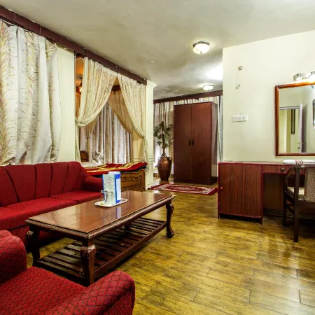 Hotel Himgiri