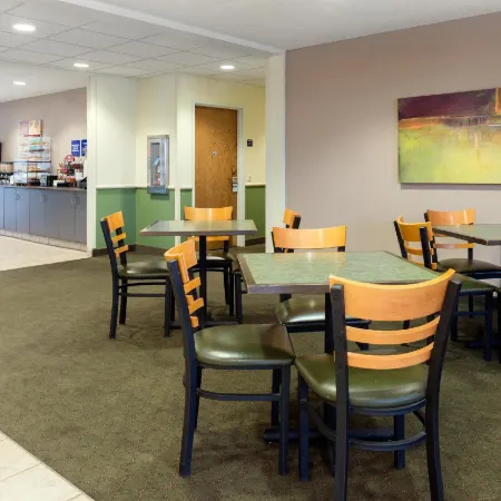 Microtel Inn & Suites by Wyndham Springfield