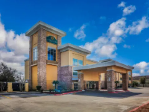 La Quinta Inn & Suites by Wyndham Beeville Hotéis em Bee County