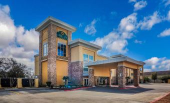 La Quinta Inn & Suites by Wyndham Beeville