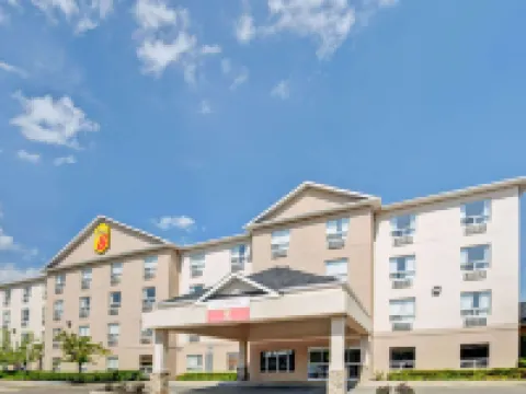Super 8 by Wyndham Barrie South Hotels in Barrie