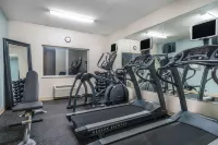 AmericInn by Wyndham Duluth - Gym