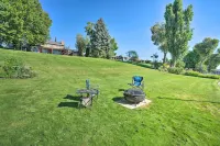 Lake House w/ Hot Tub - 1 Mi to Surf 'n Slide - 3-Star