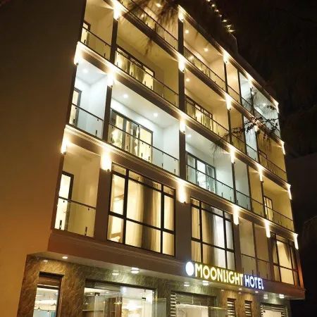 Khách Sạn Moonlight FLC Sầm Sơn