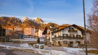 Hotel Garni Edy Hotels in Tesero