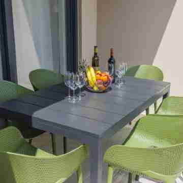 Villa Karlo Dining/Meeting Rooms