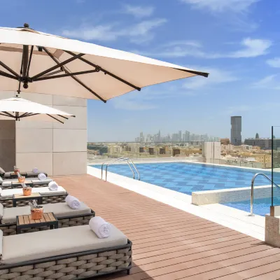 ABESQ DOHA HOTEL & RESIDENCES by IHG ベジタブル アンド フィッシュ マーケット周辺のホテル