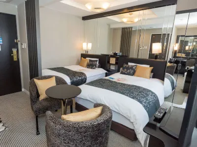 APA Hotel Higashi Nihombashi Ekimae Hotels near Takemori Shrine