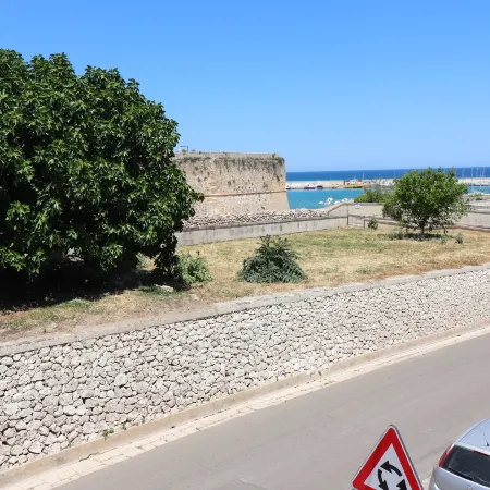 Casa Paola — Modern Comfort and Castle Views in the Heart of Otranto