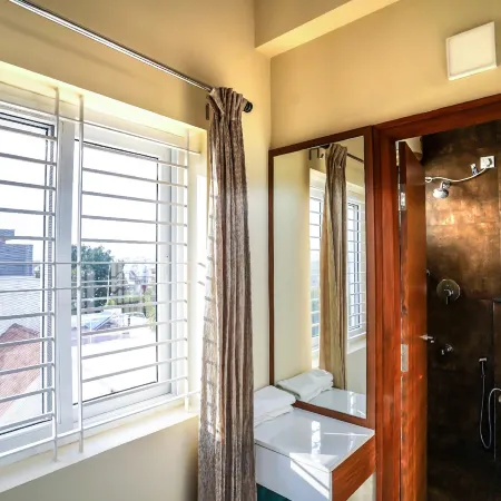 Bliss Serviced Apartment