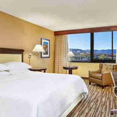 Sheraton Denver West Hotel Rooms