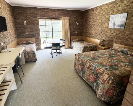 Tocumwal Early Settlers Motel Hotels in Tocumwal