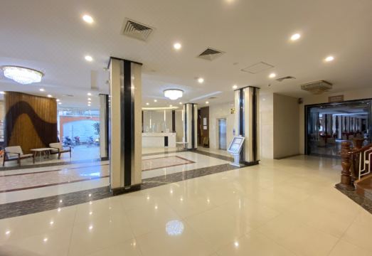 2. 무옹 탄 탄 니..