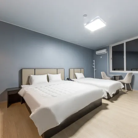 Yeosu Rivera Hotel