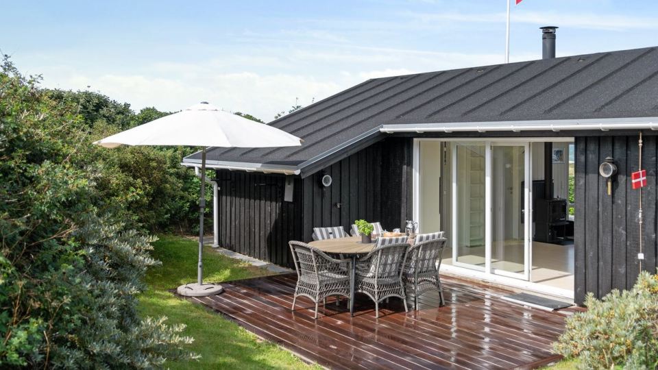 "Reinke" - 200m from the Sea