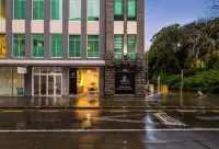 Prime Location - 2Br Urban Retreat I Zodiak Stays Hotell i Grafton