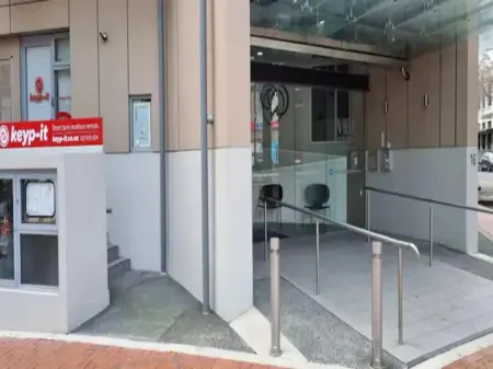 Enormous CBD 1Br Unit with Parking by Zodiak Stays Отели рядом со станцией Станция Бритомарт