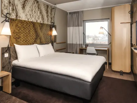 Ibis Amsterdam City West Отели рядом с достопримечательностью «Хет Схип»
