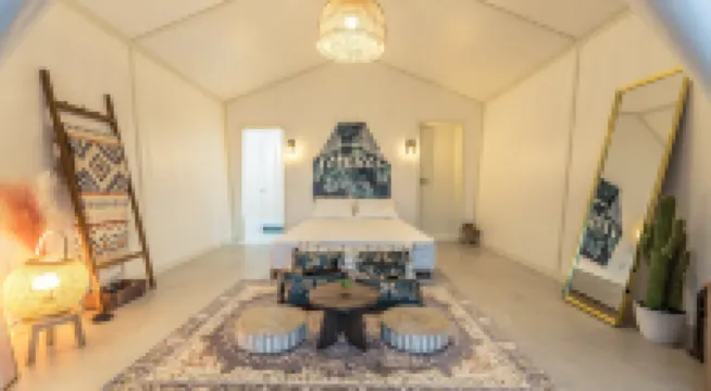 大阜島海濱泳池別墅飯店