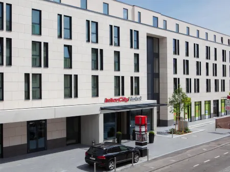 IntercityHotel Bonn Отели рядом с достопримечательностью «Музей арифметики»