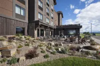 Glacier International Lodge Hotels in 