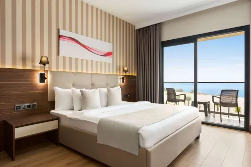 Ramada by Wyndham Cesme - Gym