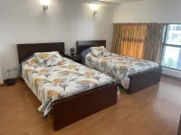 Duplex in Siwar,2 Minutes from Hotel le Royal,1 Bedroom, Pool,Generator Included Các khách sạn ở Zouq Mosbeh