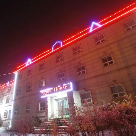 Paju Phillips Отели рядом с достопримечательностью «Стадион Пхаджу»