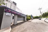 Yongin Singal Gazua Hoteles cerca de Universidad de Dankook