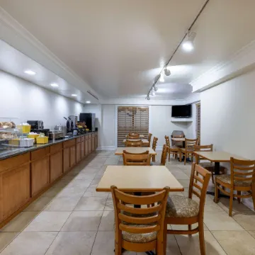 Days Inn by Wyndham Casper