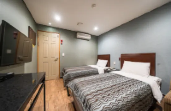 Jeongseon Land Hotel Hotel di 