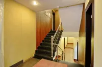 Hotel Kakkson Villa 푸리 호텔