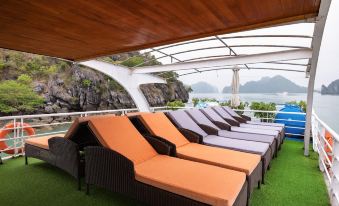 Aqua of the Seas Cruise Ha Long