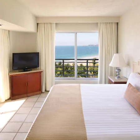 Emporio Ixtapa - with Optional All Inclusive