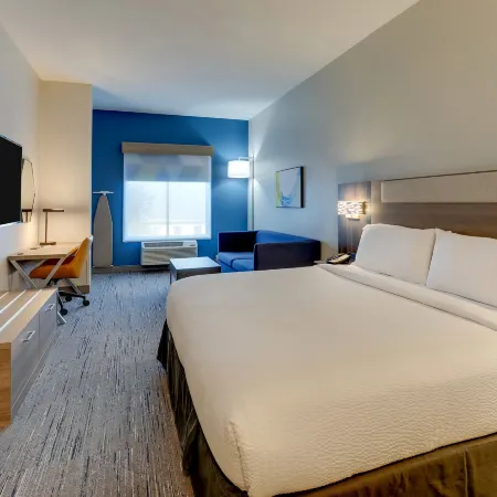 Holiday Inn Express LELAND - WILMINGTON AREA by IHG
