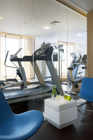 NH Collection Berlin Mitte Отели рядом с достопримечательностью «Science Center Spectrum»